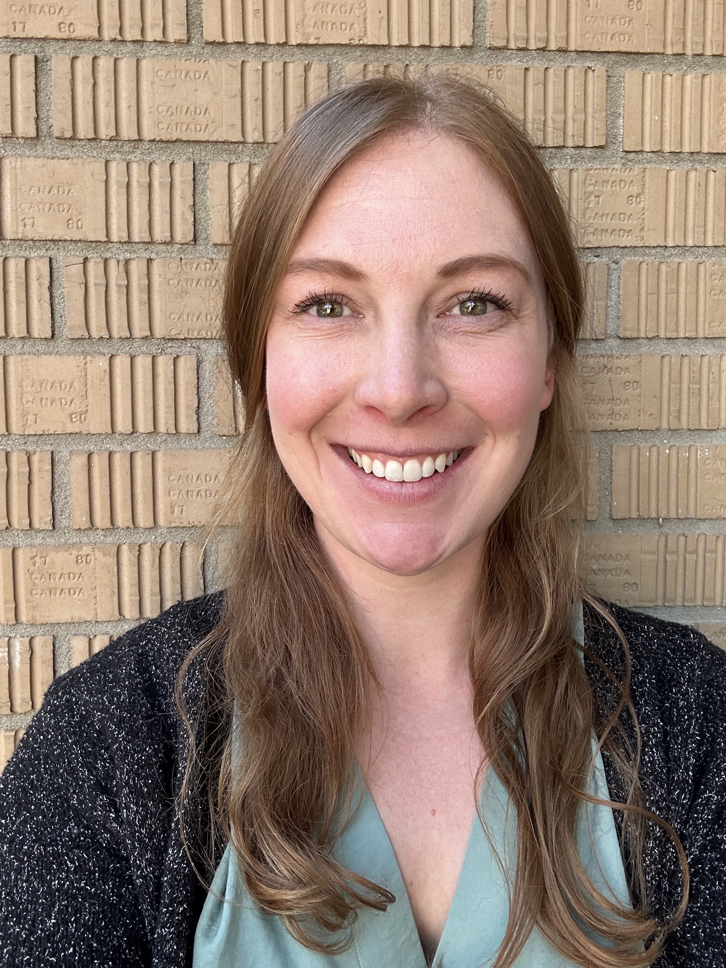 Headshot of Geneva Vandervinne